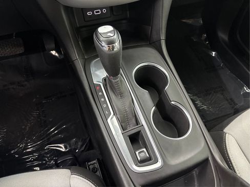 Used 2020 Chevrolet Equinox LS FWD image 46