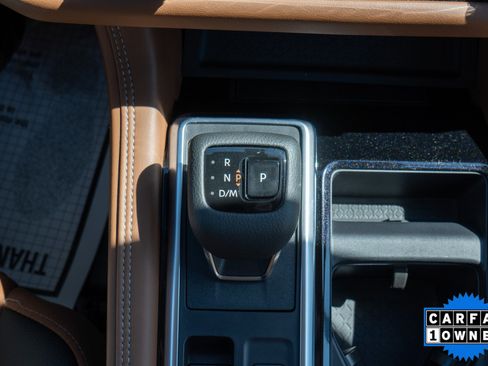 Used 2023 Nissan Pathfinder Platinum image 13