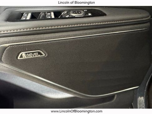 New 2025 Lincoln Nautilus Reserve w/ Jet Appearance Package image 43