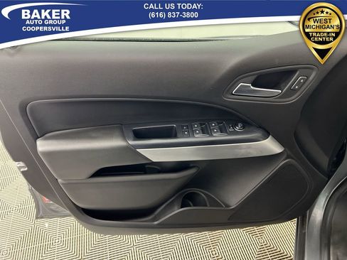 Used 2018 Chevrolet Colorado LT w/ LT Convenience Package image 20