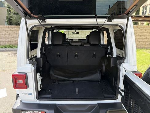 Used 2021 Jeep Wrangler Unlimited Sahara w/ Cold Weather Group image 20