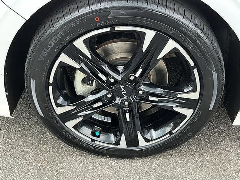 Used 2022 Kia K5 GT-Line w/ GT-Line FWD Premium Package image 10