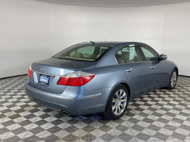 Used 2009 Hyundai Genesis 3.8 w/ Technology Pkg 4 RWD image 15