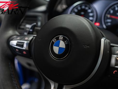Used 2019 BMW M4 CS w/ Executive Package image 33