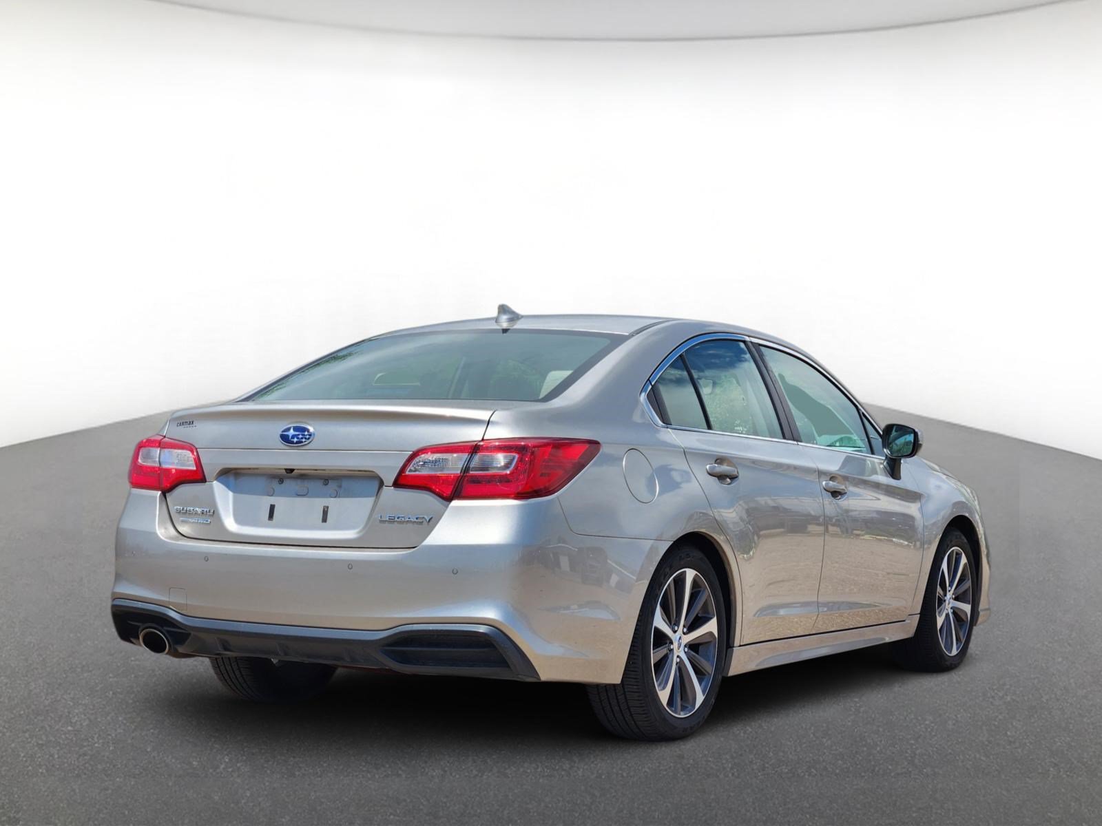 Used 2019 Subaru Legacy 2.5i Limited AWD/4WD image 3