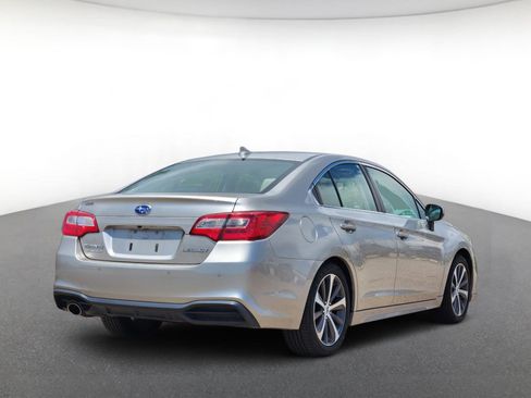Used 2019 Subaru Legacy 2.5i Limited AWD/4WD image 3