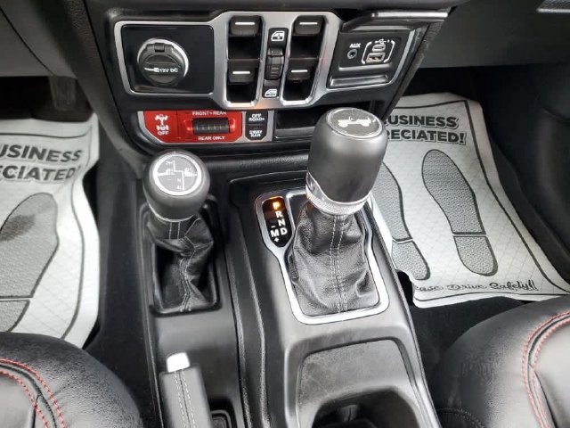 Used 2025 Jeep Wrangler Unlimited Rubicon AWD/4WD image 23