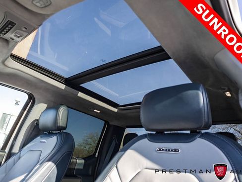 Used 2022 Ford F350 Limited image 17