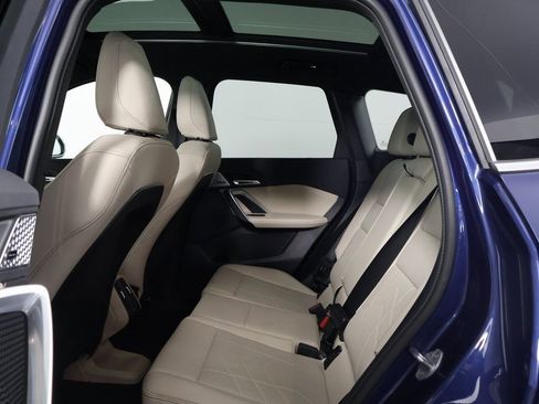 Used 2025 BMW X1 xDrive28i w/ Premium Package image 11