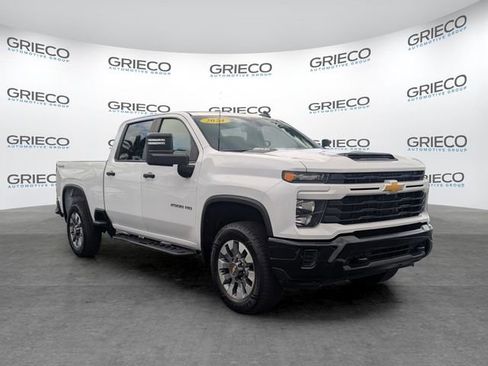 Used 2024 Chevrolet Silverado 2500 Custom w/ Custom Value Package AWD/4WD image 1