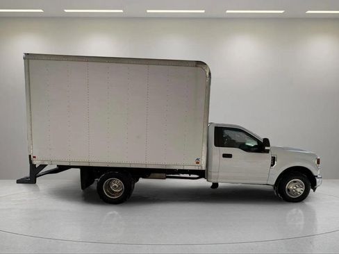 Used 2020 Ford F350 XL w/ Power Equipment Group image 2