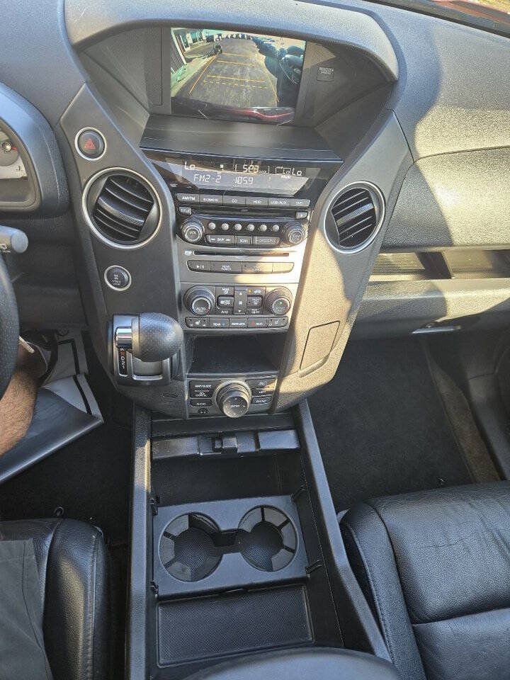 Used 2014 Honda Pilot Touring image 28