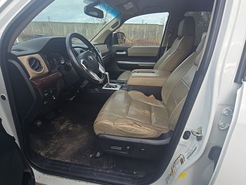Used 2015 Toyota Tundra Limited image 12