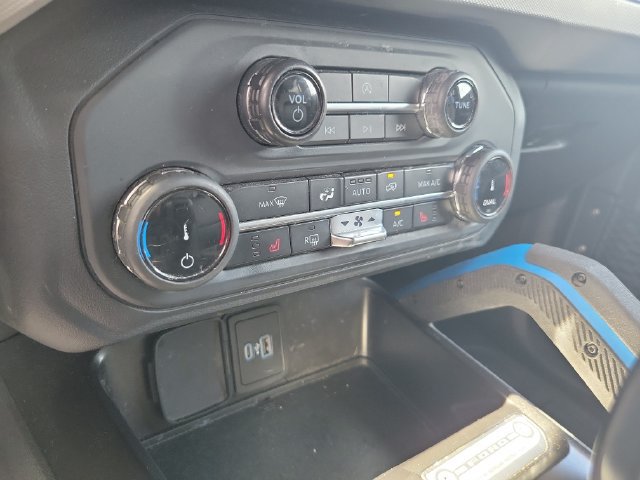 Used 2022 Ford Bronco Black Diamond AWD/4WD image 29