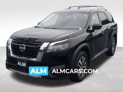 Used 2025 Nissan Pathfinder SL
