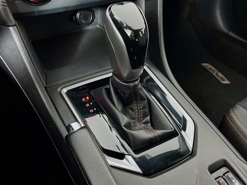 Used 2017 Subaru Impreza 2.0i Sport image 18