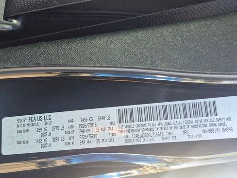 Used 2017 Jeep Wrangler Unlimited Sport w/ Connectivity Group image 32