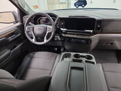 Certified 2023 Chevrolet Silverado 1500 RST w/ Z71 Off-Road Package AWD/4WD image 13