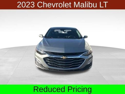 Used 2023 Chevrolet Malibu LT image 2