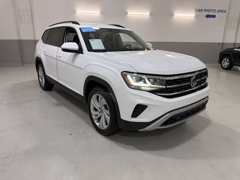 Used 2023 Volkswagen Atlas SE AWD/4WD image 4