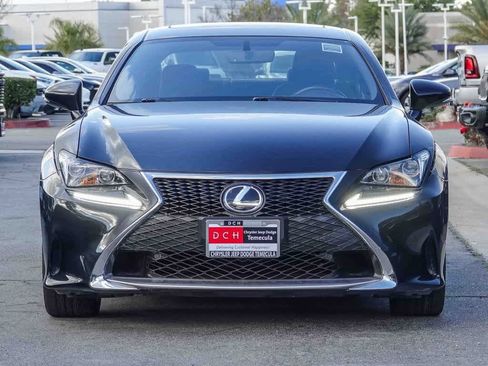 Used 2017 Lexus RC 200t image 2