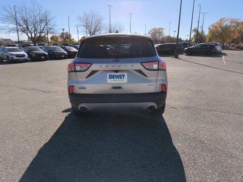 Used 2022 Ford Escape SEL image 4