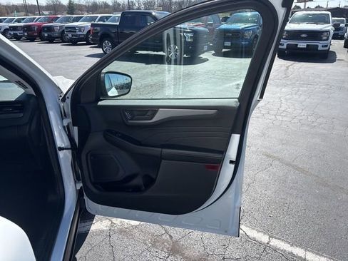 Used 2023 Ford Escape Active image 15