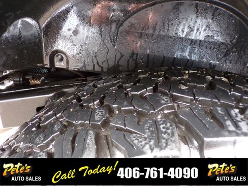 Used 2014 Jeep Wrangler Rubicon w/ Connectivity Group image 11