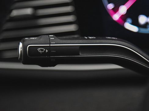 Used 2025 Mercedes-Benz GLE 450 GLE 450 w/ Night Package image 26