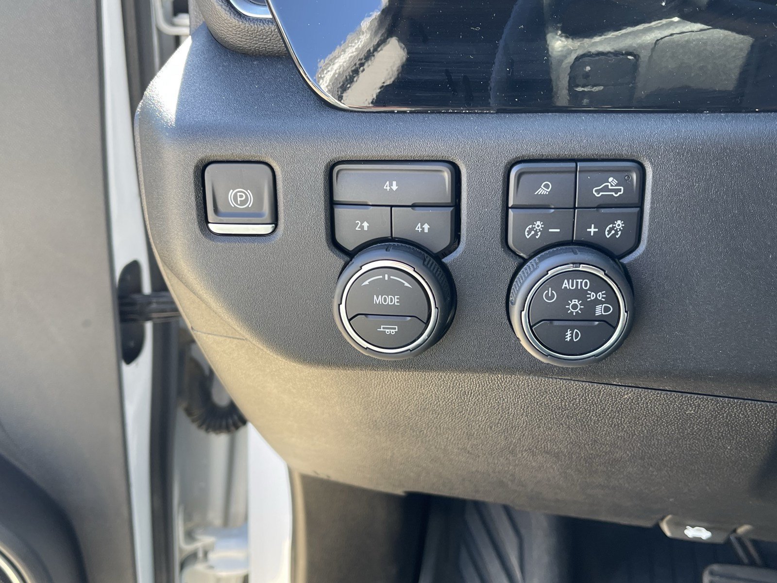 Used 2024 Chevrolet Silverado 2500 LT w/ All Star Edition AWD/4WD image 19