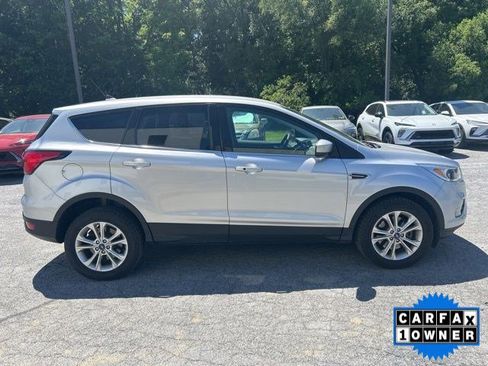 Used 2019 Ford Escape SE AWD/4WD image 3