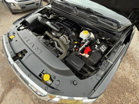 Used 2021 RAM 1500 Big Horn image 5