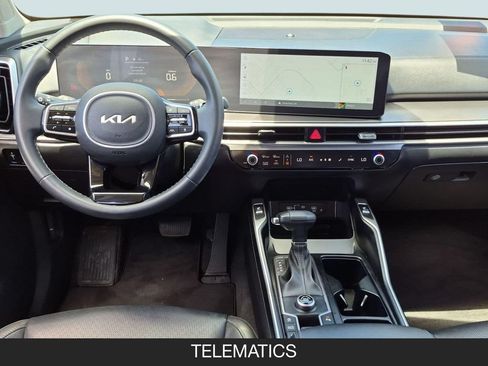 Used 2024 Kia Sorento S w/ Panoramic Sunroof Package FWD image 13