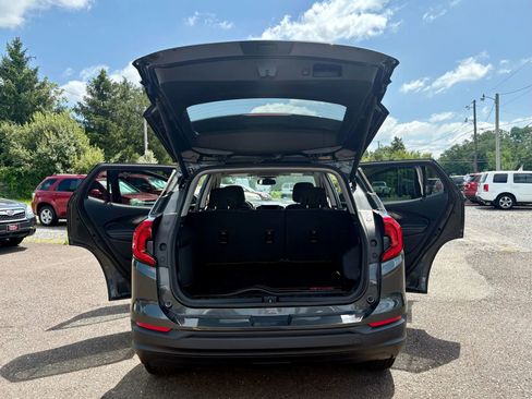 Used 2018 GMC Terrain SLE w/ Driver Convenience Package image 18