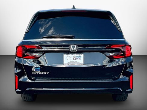 Used 2025 Honda Odyssey EX-L image 3