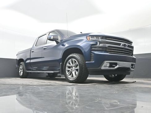 Used 2021 Chevrolet Silverado 1500 High Country w/ Technology Package AWD/4WD image 33