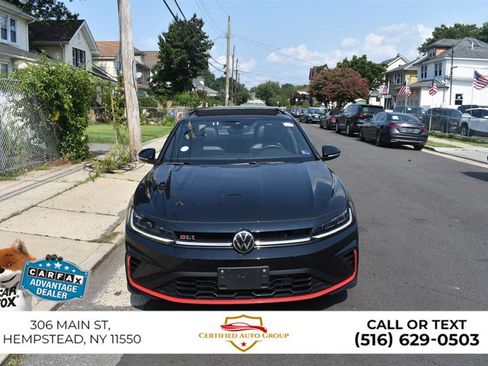 Used 2025 Volkswagen Jetta GLI Autobahn FWD image 2