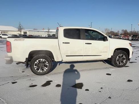 Used 2021 Chevrolet Colorado Z71 w/ Safety Package image 9