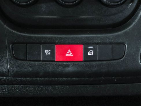 Used 2021 RAM ProMaster 2500 image 32