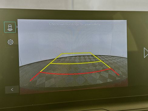 Used 2025 Kia K4 LXS image 22