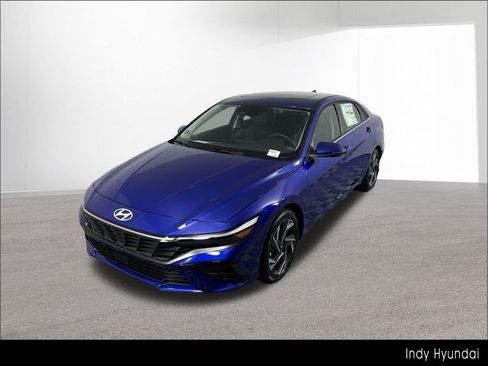 Used 2025 Hyundai Elantra Limited FWD image 49