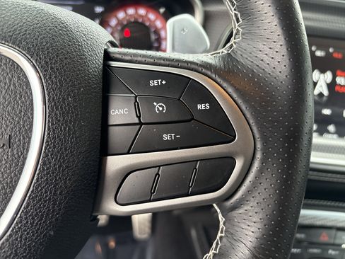 Used 2022 Dodge Challenger SRT Hellcat Redeye image 24