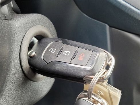 New 2025 Ford Maverick XL image 23