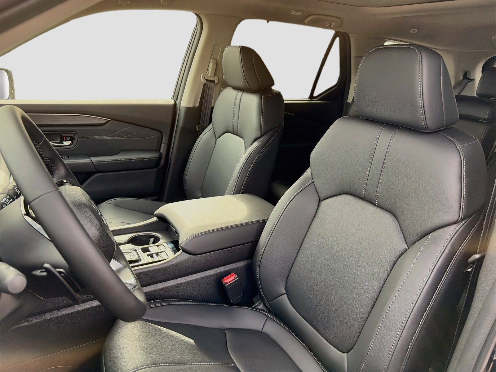 New 2026 Honda Pilot Touring image 4