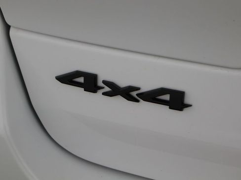 New 2026 Jeep Grand Cherokee Altitude image 49