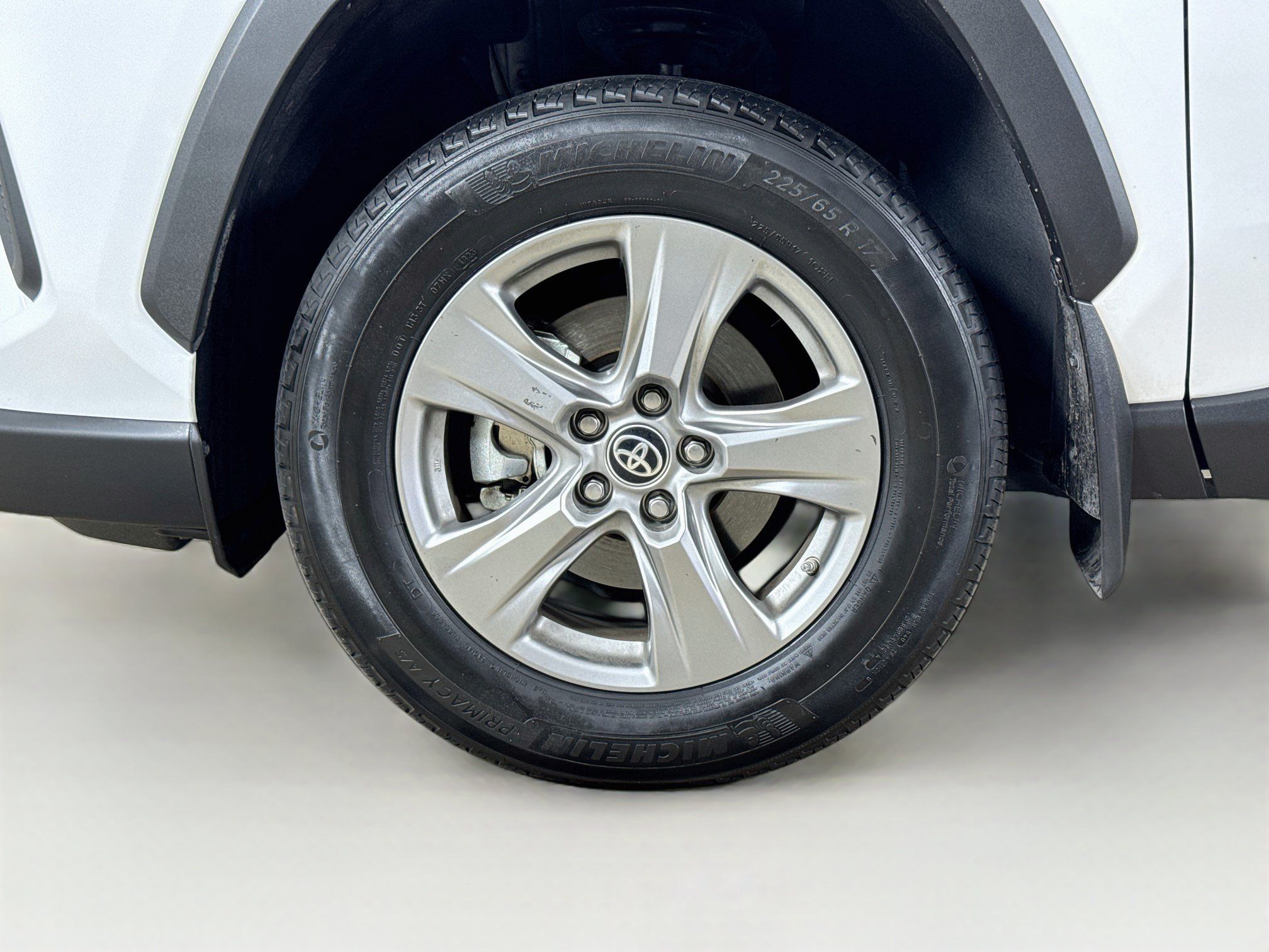 Certified 2024 Toyota RAV4 LE AWD/4WD image 25