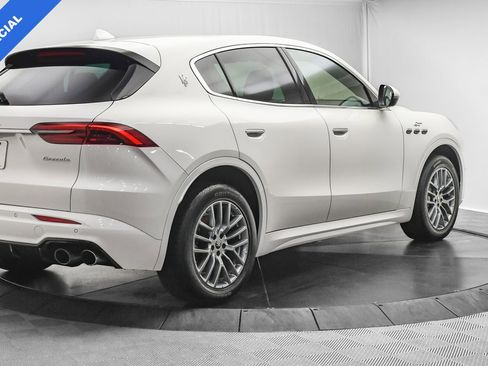 Used 2024 Maserati Grecale GT image 10