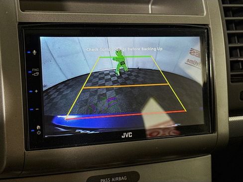 Used 2012 Nissan Sentra SE-R Spec V w/ Spec-V Upgrade Pkg FWD image 5