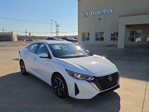 Used 2024 Nissan Sentra SV image 1