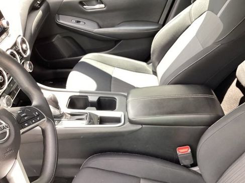 Used 2023 Nissan Sentra SV FWD image 19